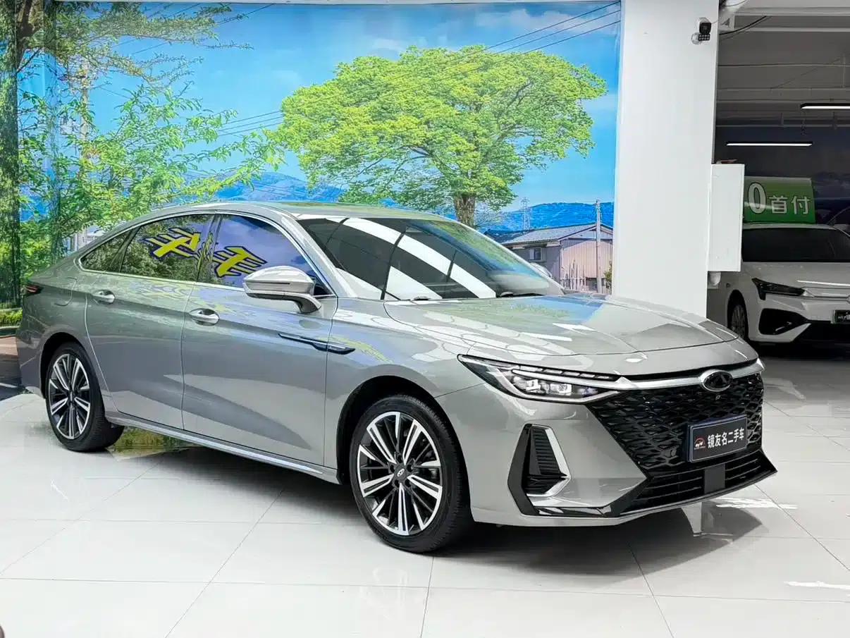 Chery Arrizo 8 2023 1.6T DCT Elegance — миниатюра 3