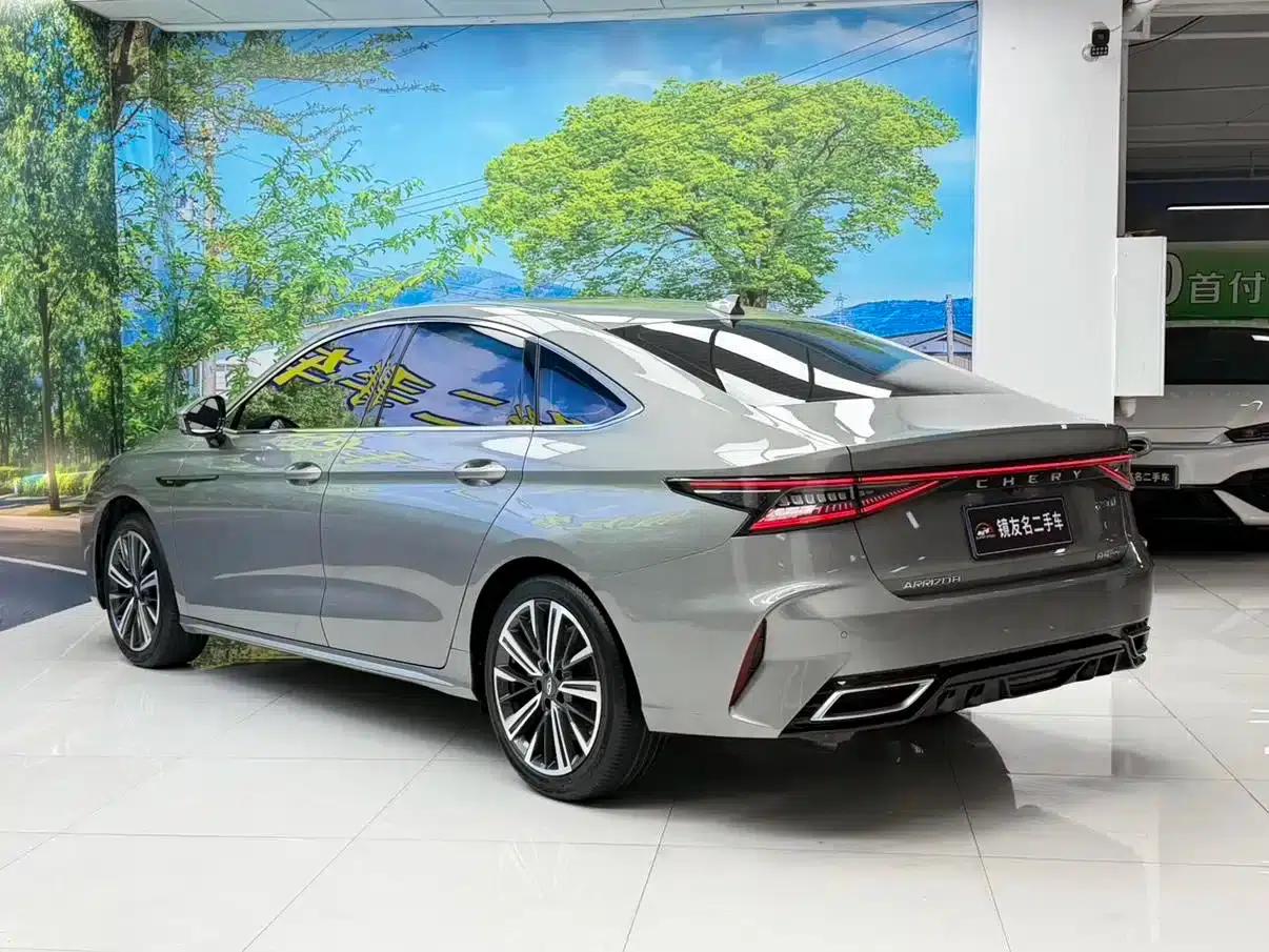Chery Arrizo 8 2023 1.6T DCT Elegance — миниатюра 6