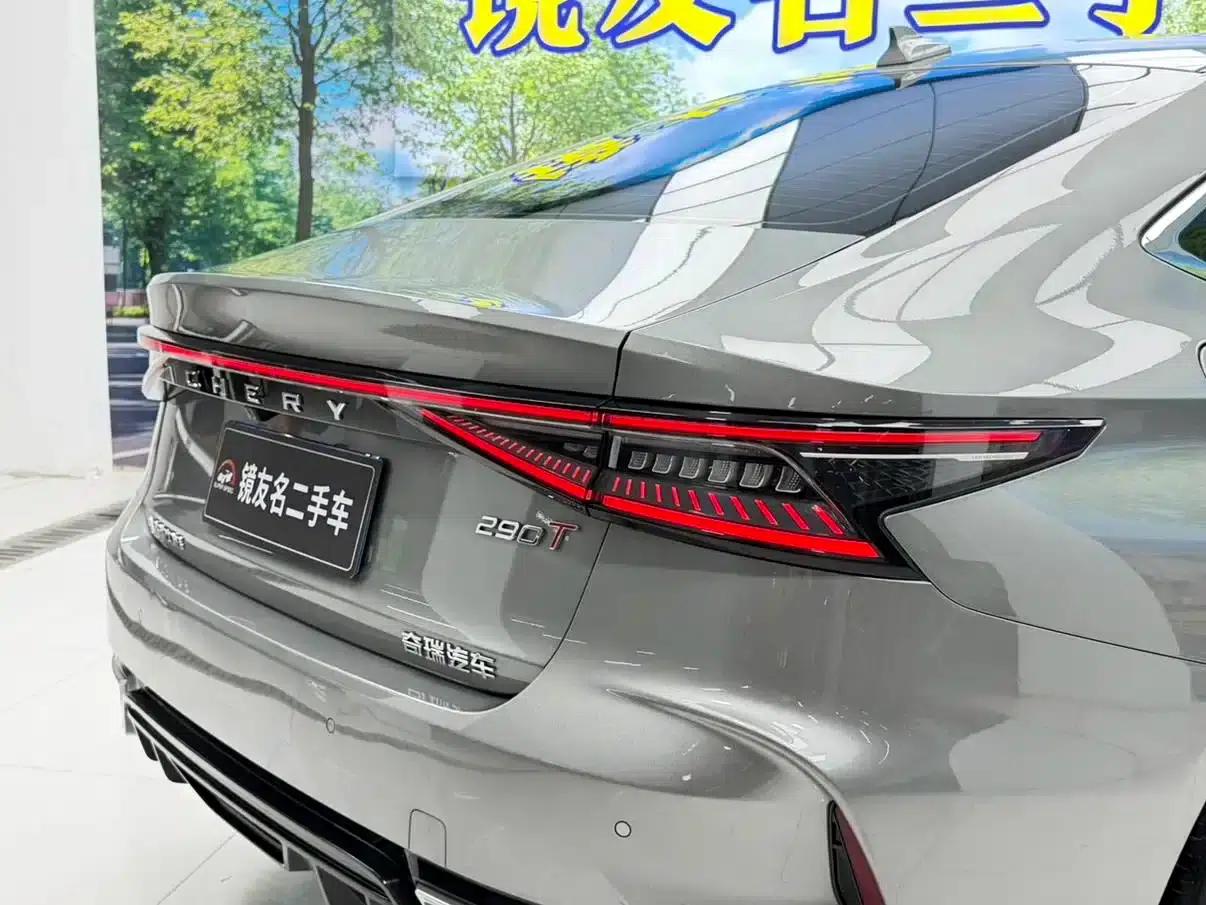 Chery Arrizo 8 2023 1.6T DCT Elegance — миниатюра 10