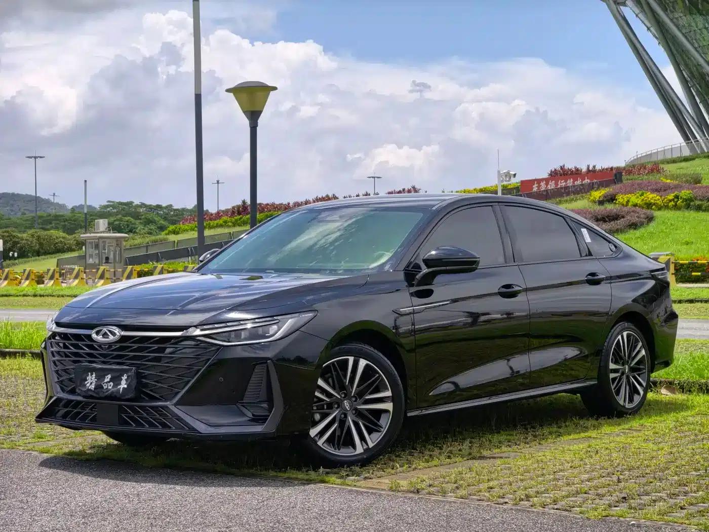 Chery Arrizo 8 2025 2.0T Automatic Plus — миниатюра 1