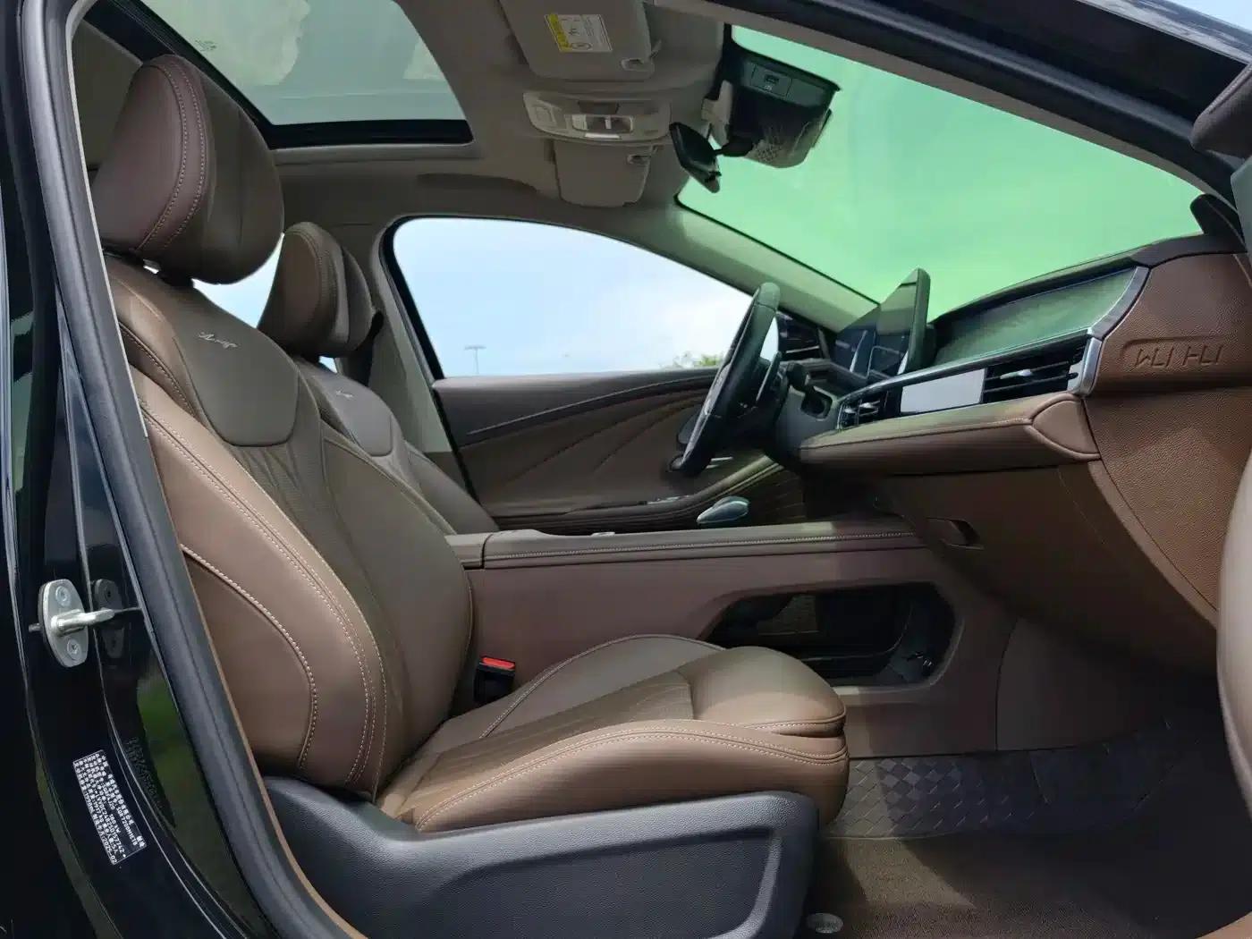 Chery Arrizo 8 2025 2.0T Automatic Plus — миниатюра 18