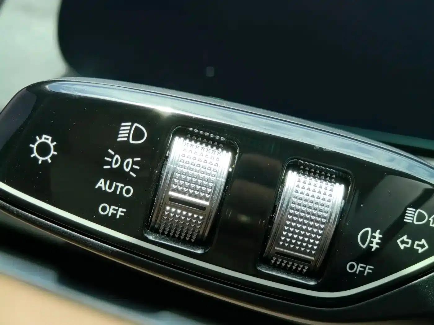 Chery Arrizo 8 2025 2.0T Automatic Plus — миниатюра 21