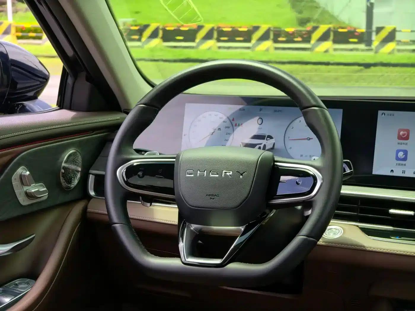 Chery Arrizo 8 2025 2.0T Automatic Plus — миниатюра 30