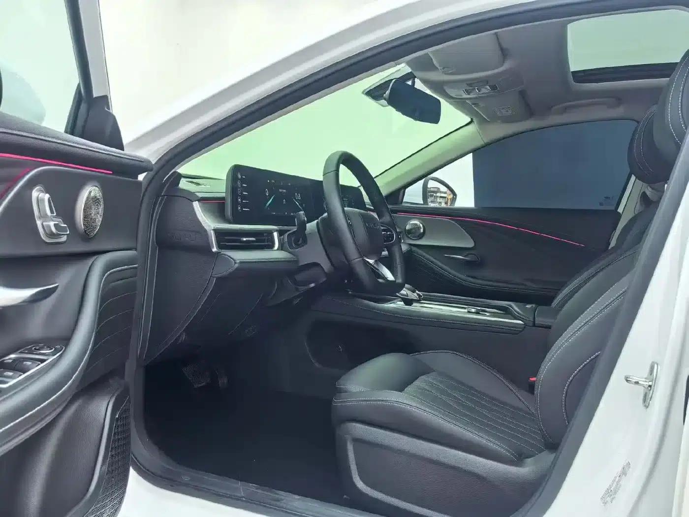 Chery Arrizo 8 2024 1.6T DCT Smart — миниатюра 4