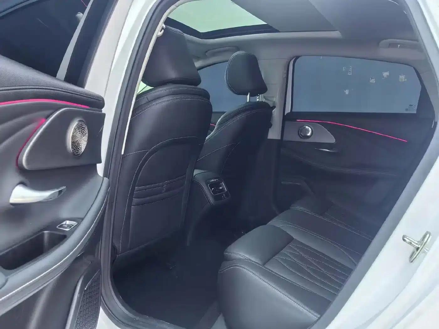 Chery Arrizo 8 2024 1.6T DCT Smart — миниатюра 6