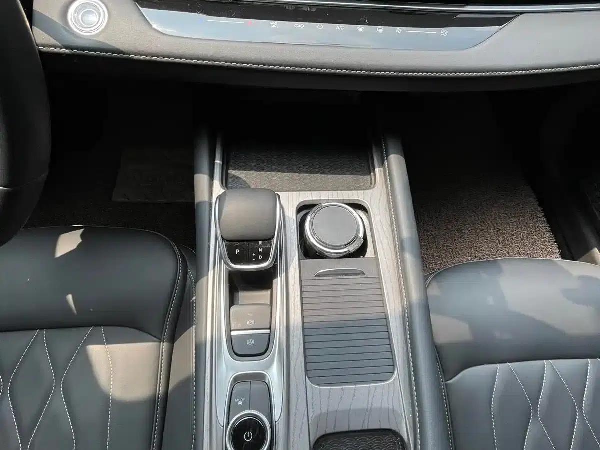Chery Arrizo 8 2024 1.6T DCT Excellence Edition — миниатюра 14