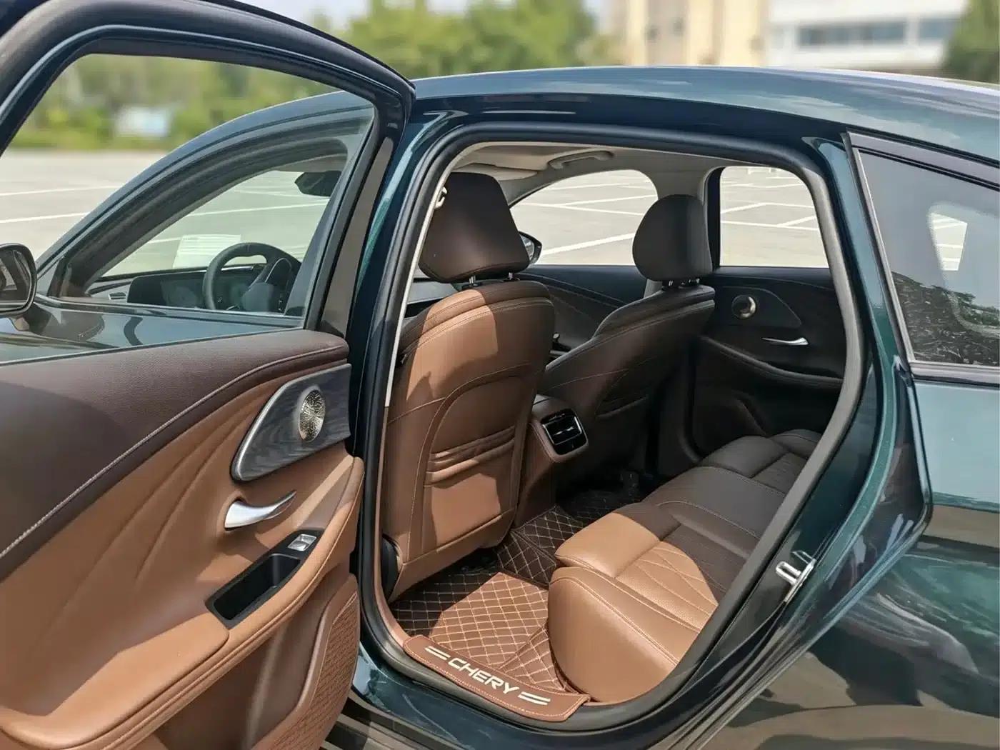 Chery Arrizo 8 2023 High-Performance Edition 2.0T DCT — миниатюра 4