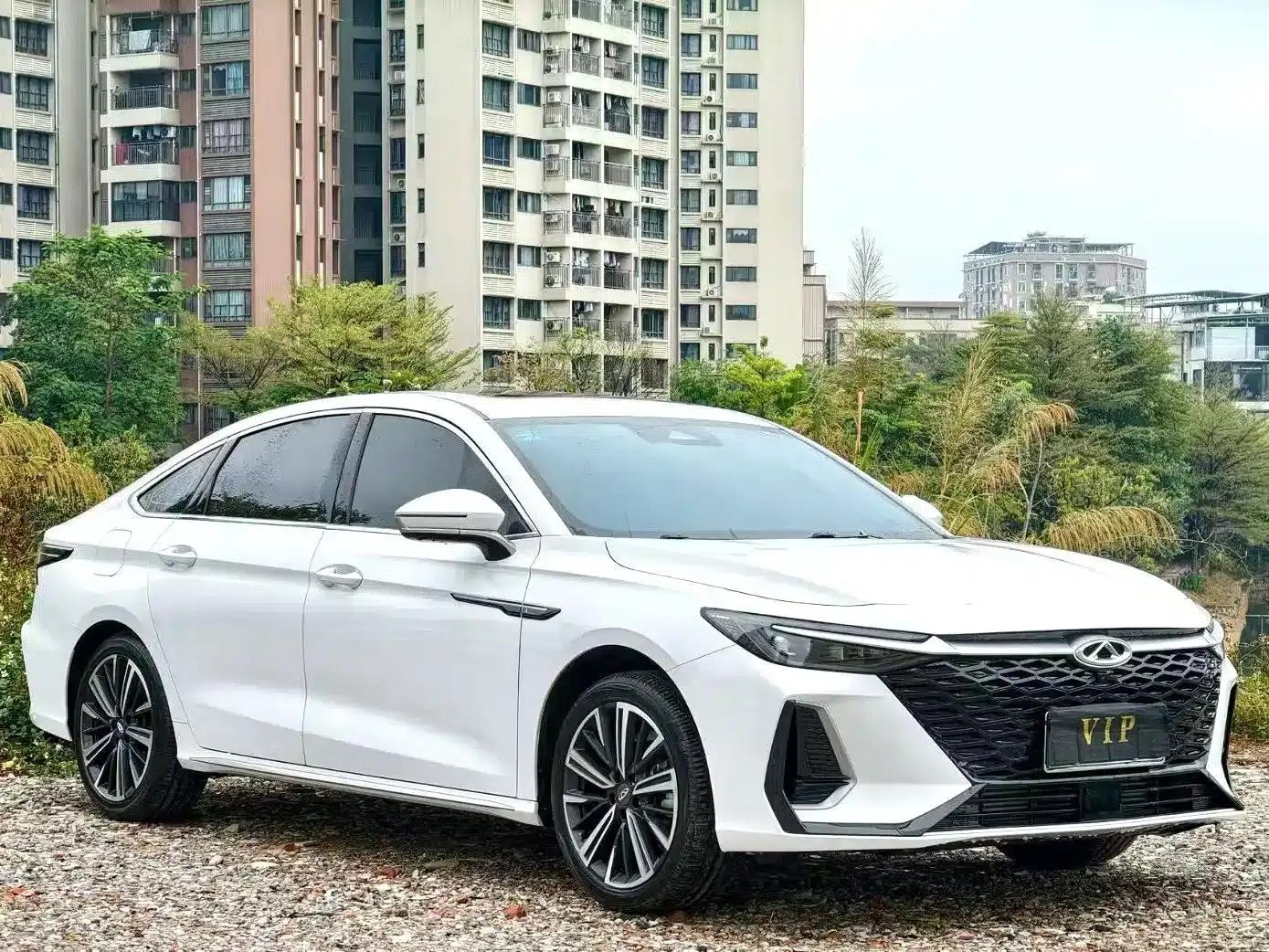Chery Arrizo 8 2022 1.6T DCT Elegance — миниатюра 2