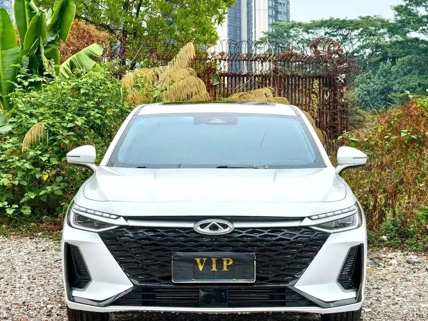 Chery Arrizo 8 2022 1.6T DCT Elegance — миниатюра 3