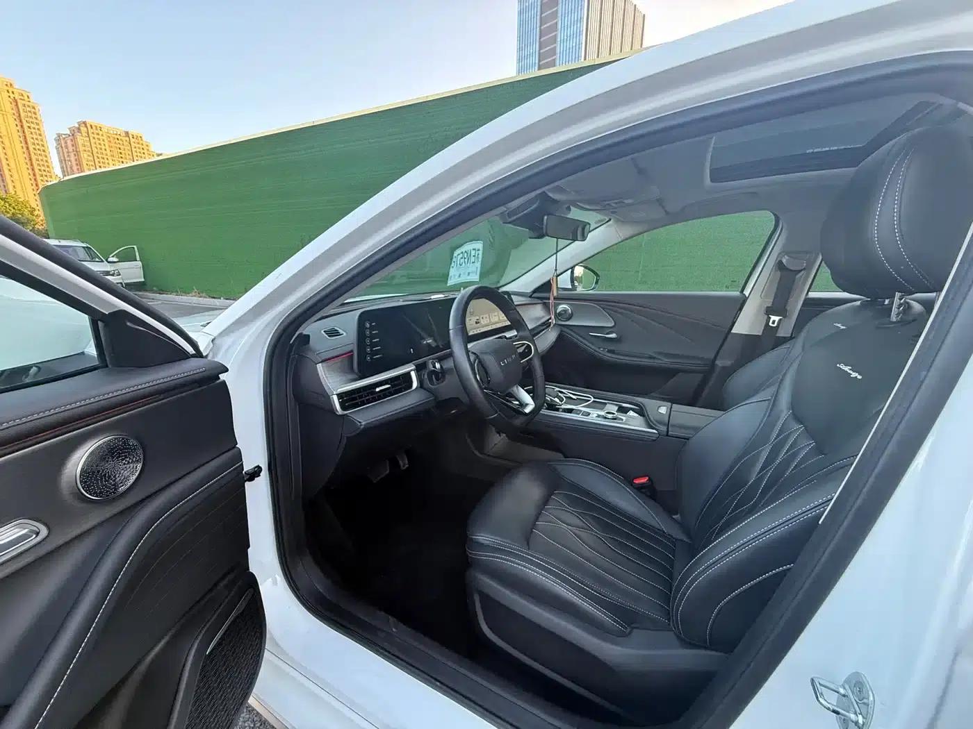 Chery Arrizo 8 2022 1.6T DCT Comfort — миниатюра 6