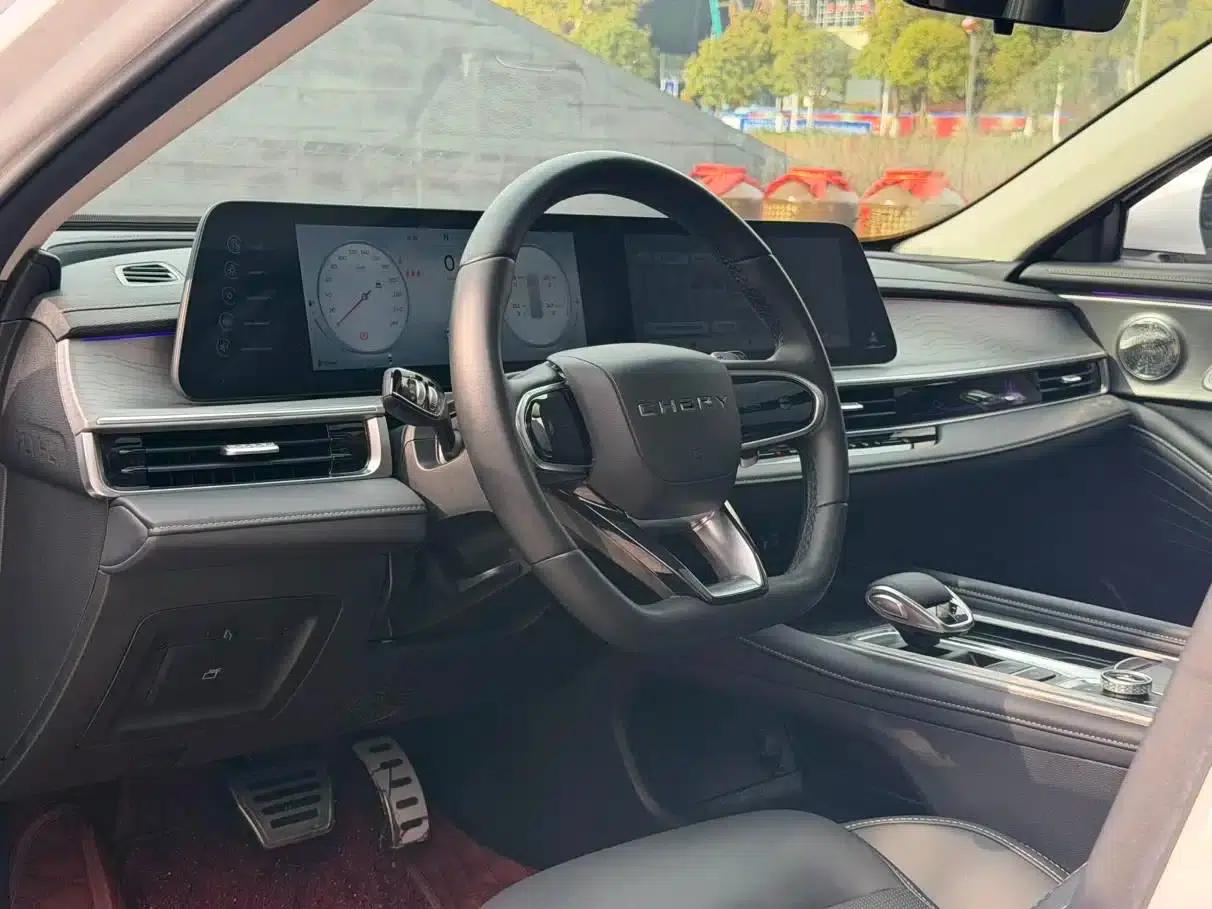 Chery Arrizo 8 2024 High-Performance Edition 2.0T DCT — миниатюра 11