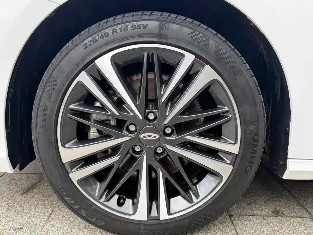 Chery Arrizo 8 2024 High-Performance Edition 2.0T DCT — миниатюра 25