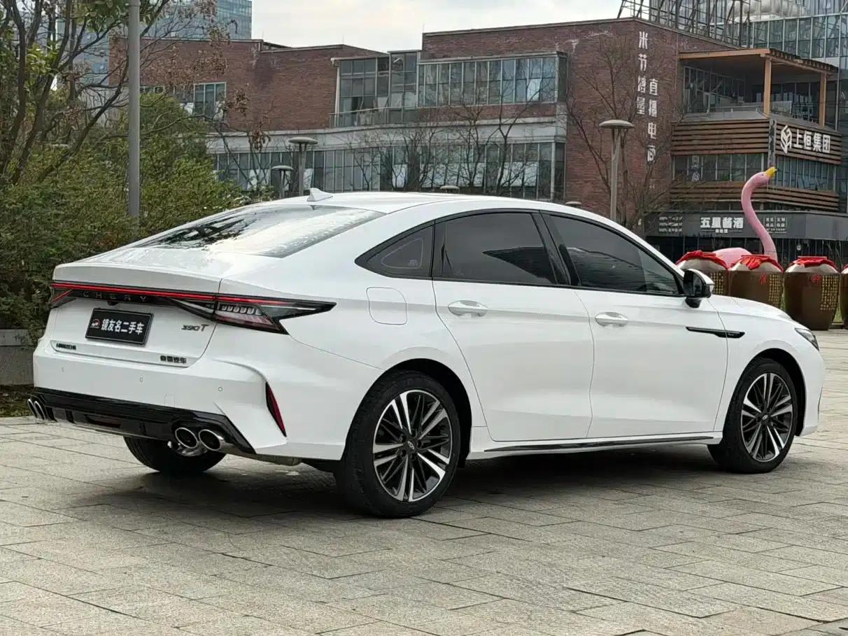 Chery Arrizo 8 2024 High-Performance Edition 2.0T DCT — миниатюра 4