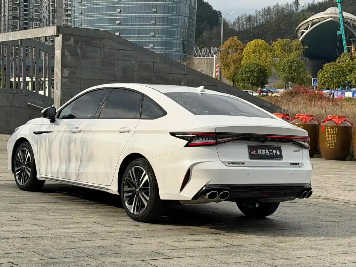 Chery Arrizo 8 2024 High-Performance Edition 2.0T DCT — миниатюра 6
