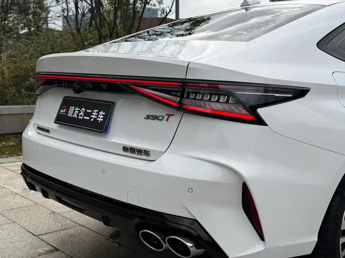 Chery Arrizo 8 2024 High-Performance Edition 2.0T DCT — миниатюра 9
