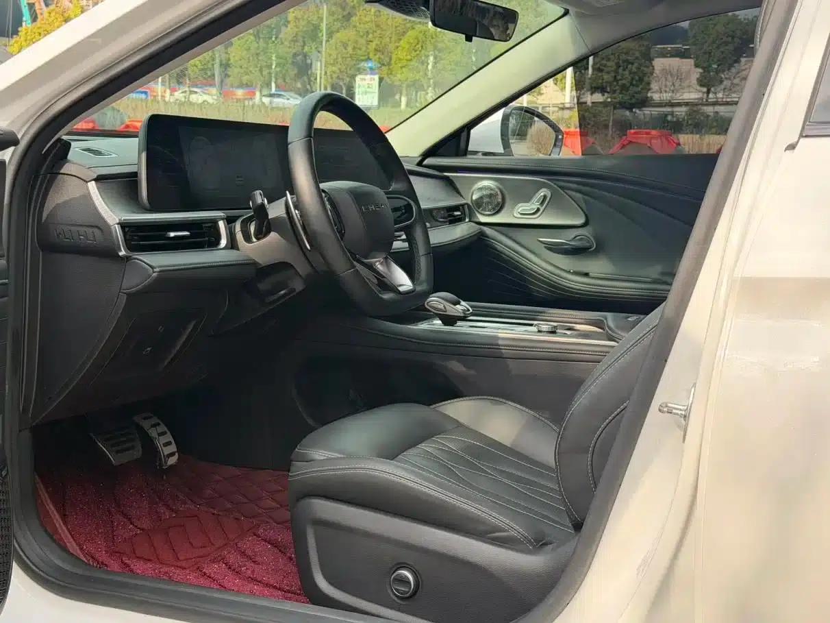 Chery Arrizo 8 2024 High-Performance Edition 2.0T DCT — миниатюра 10