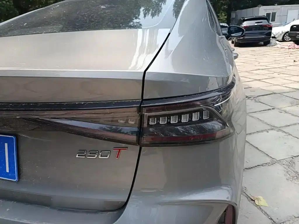 Chery Arrizo 8 2023 1.6T DCT Elegance — миниатюра 8