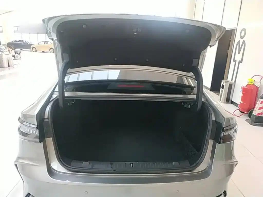 Chery Arrizo 8 2022 1.6T DCT Comfort — миниатюра 19