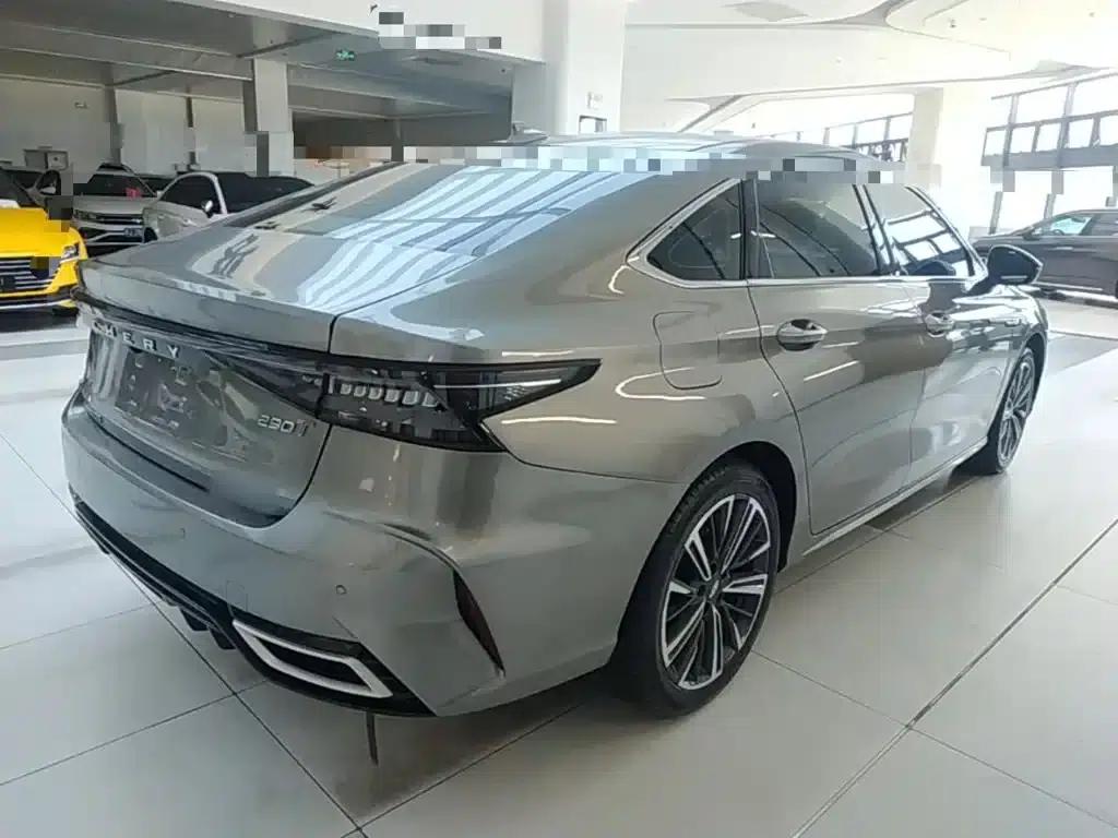 Chery Arrizo 8 2022 1.6T DCT Comfort — миниатюра 7