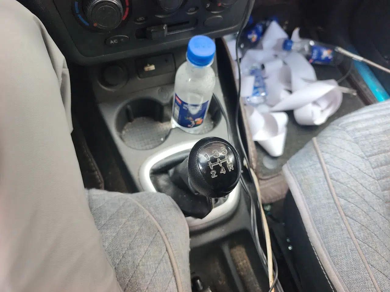 Dongfeng Fengon 330 2019 1.5L 330S Manual Luxury Van China VI Standard — миниатюра 14