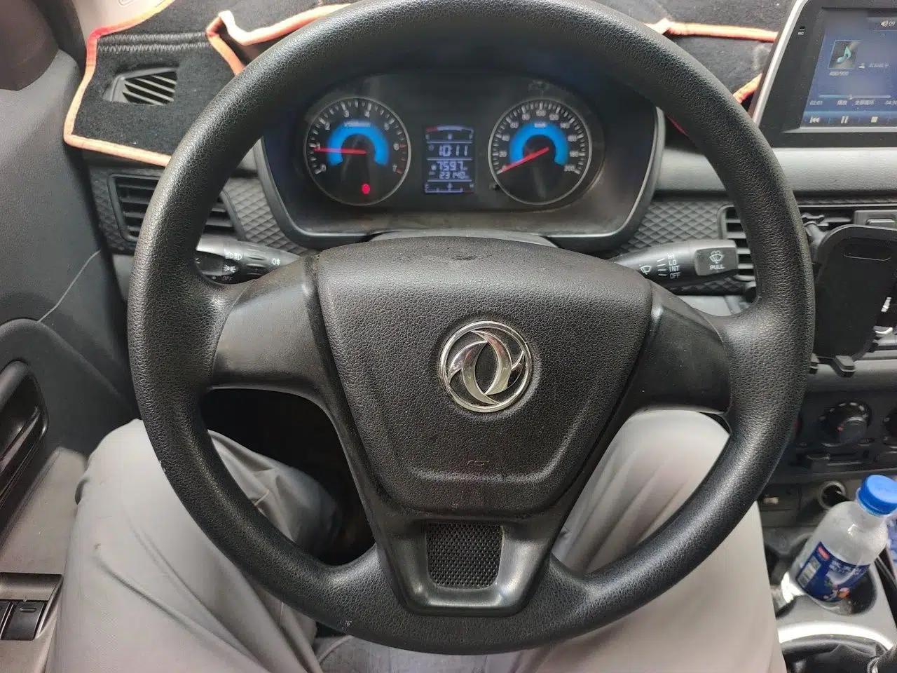Dongfeng Fengon 330 2019 1.5L 330S Manual Luxury Van China VI Standard — миниатюра 10