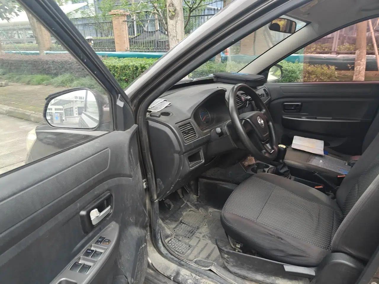 Dongfeng Fengon 330 2016 1.5L Manual Enjoyment Model DK15 — миниатюра 16
