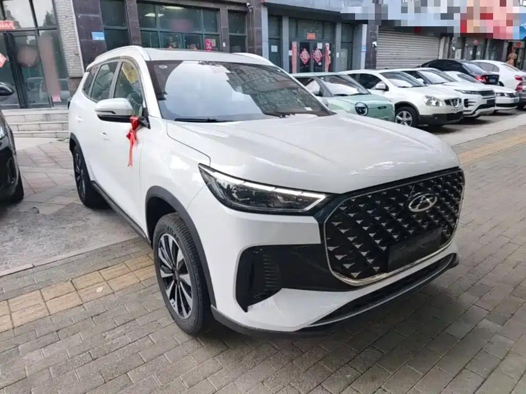 Chery Tiggo 8 PLUS 2025 290TGDI DCT Pro Edition — миниатюра 4