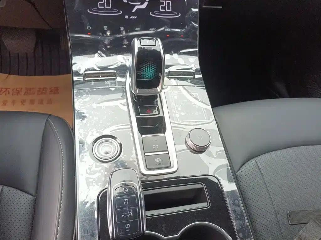 Chery Tiggo 8 PLUS 2022 290TGDI DCT Luxury Edition+ — миниатюра 14