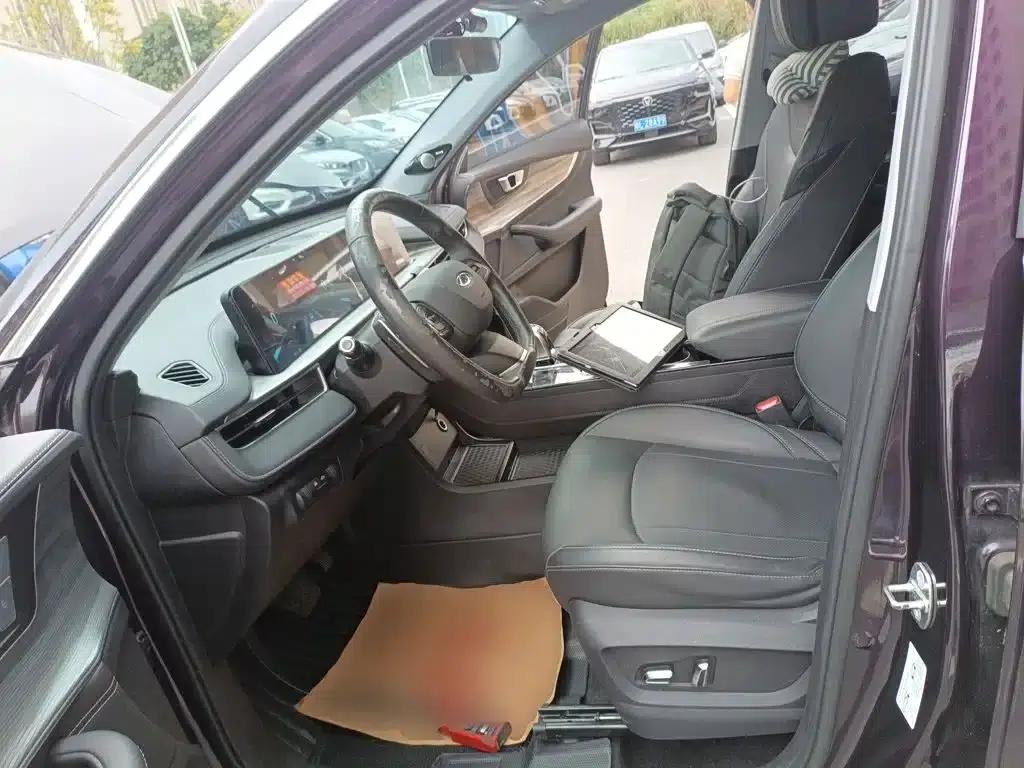 Chery Tiggo 8 PLUS 2022 290TGDI DCT Luxury Edition+ — миниатюра 15
