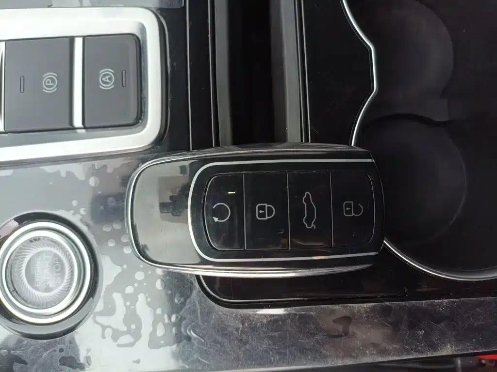 Chery Tiggo 8 PLUS 2022 290TGDI DCT Luxury Edition+ — миниатюра 9