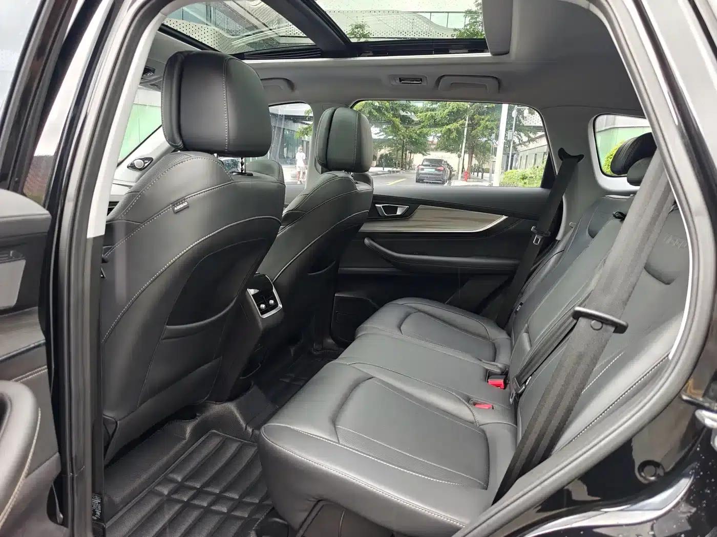 Chery Tiggo 8 2023 Kunpeng Edition 290TGDI Automatic Premium Edition — миниатюра 9