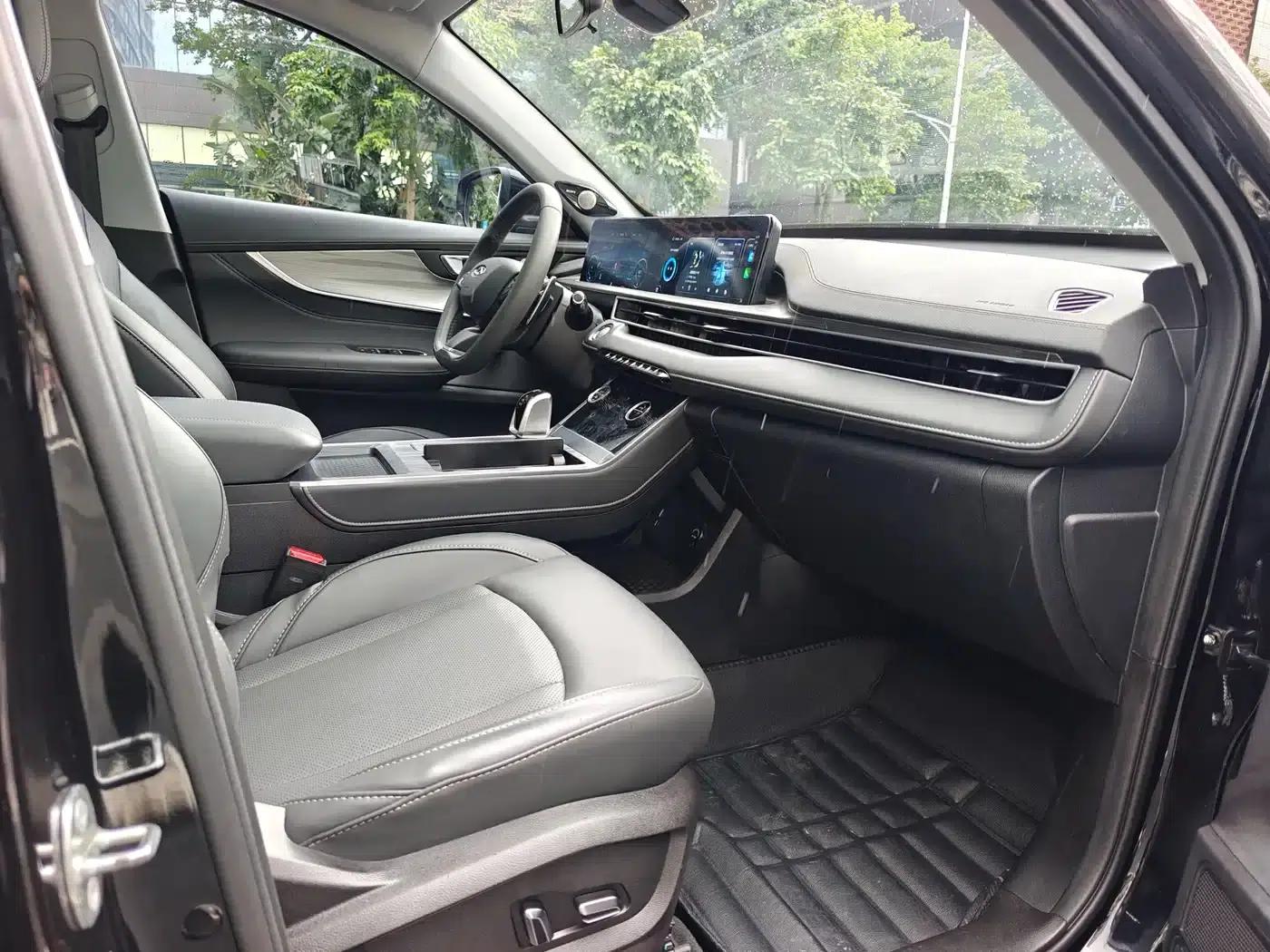 Chery Tiggo 8 2023 Kunpeng Edition 290TGDI Automatic Premium Edition — миниатюра 10