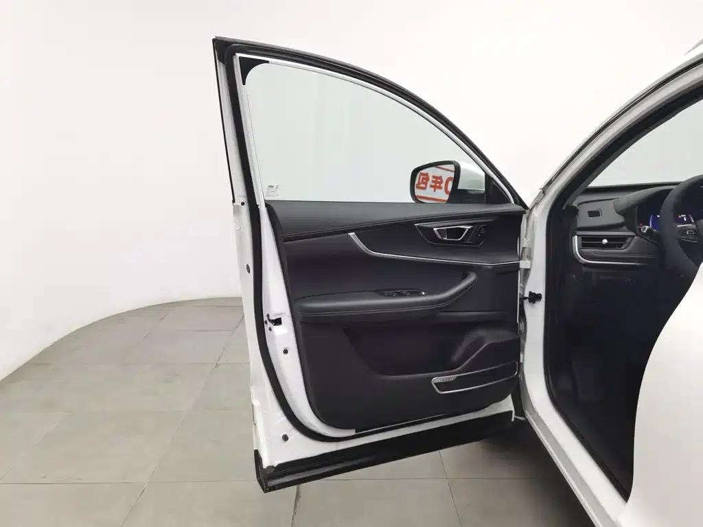 Chery Tiggo 8 2019 1.6TGDI Automatic Fashion Edition — миниатюра 8