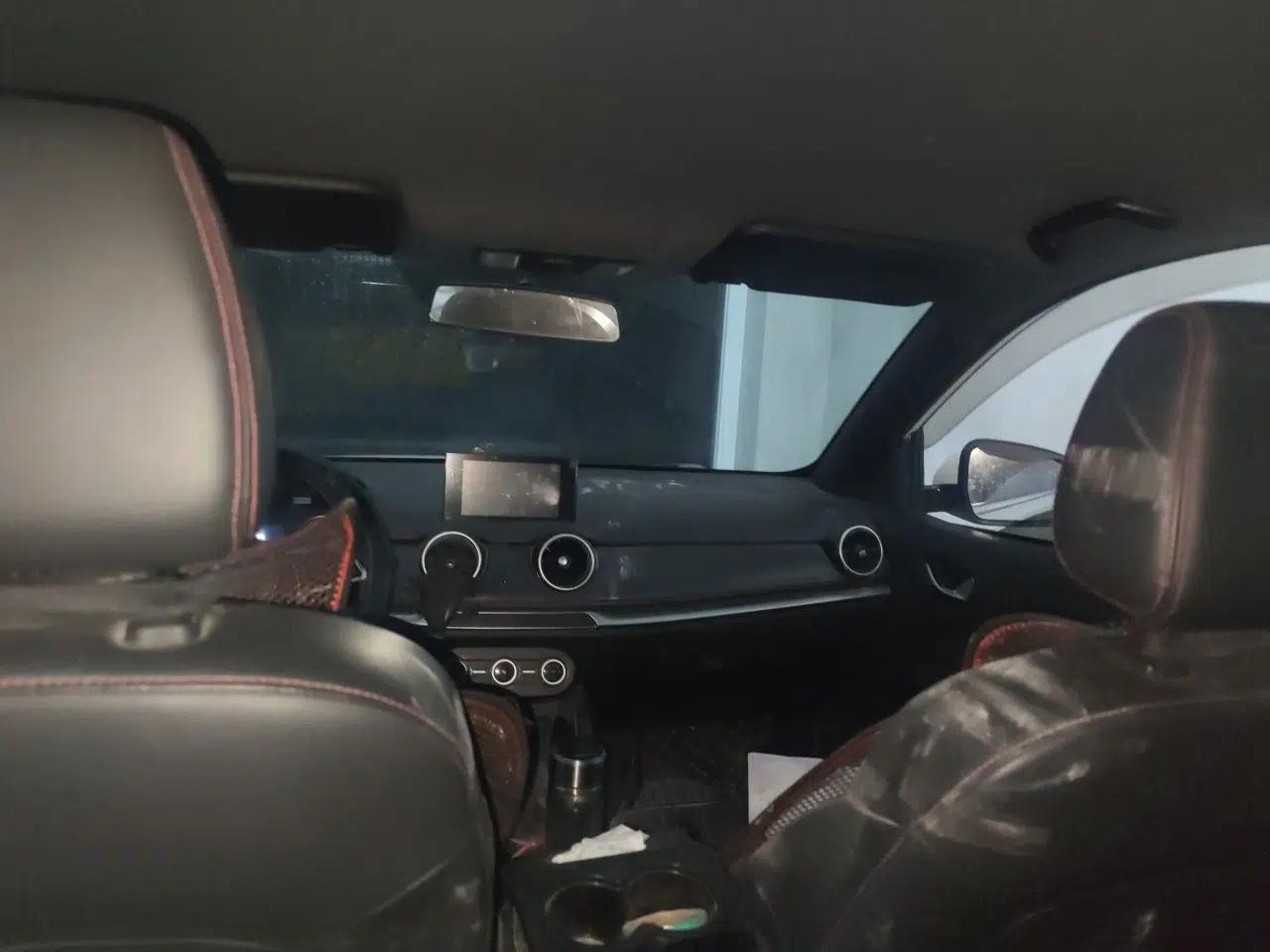 Dongfeng Fengon 500 2022 1.5L CVT Enjoyment Version — миниатюра 18