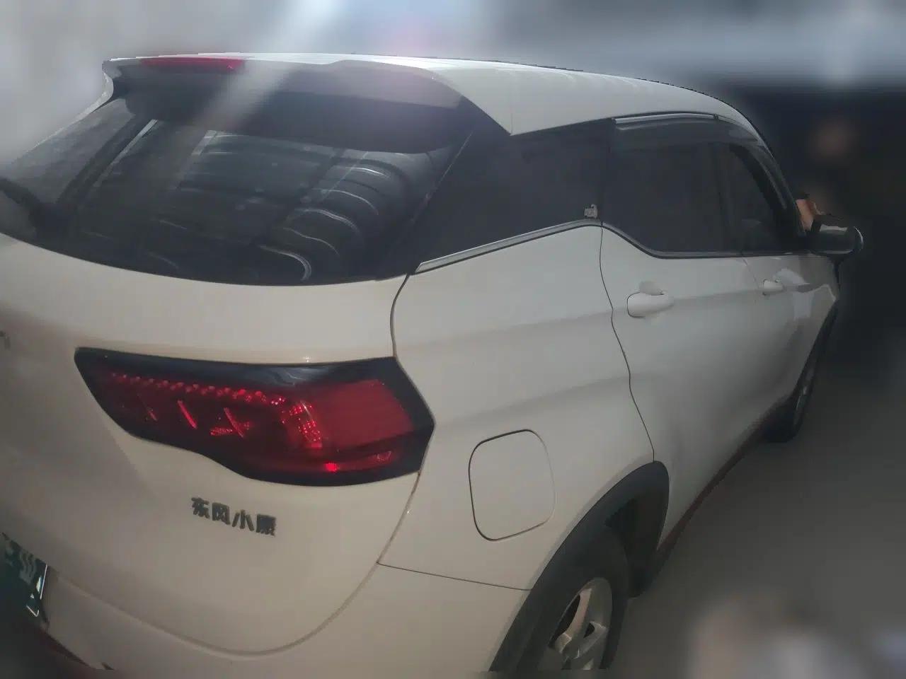 Dongfeng Fengon 500 2022 1.5L CVT Enjoyment Version — миниатюра 6