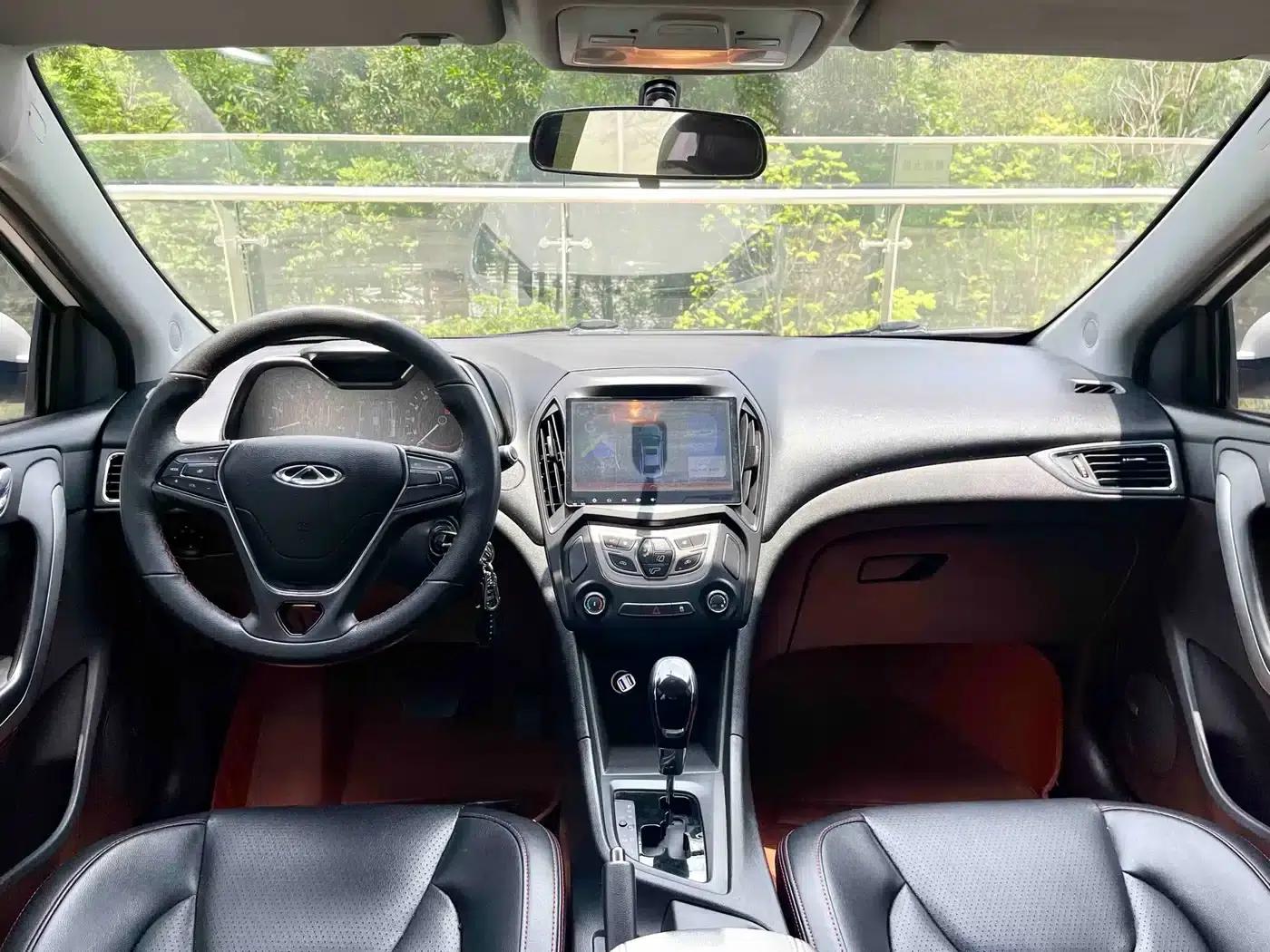 Chery Arrizo 5 2016 1.5L CVT Trendsetter Edition — миниатюра 9