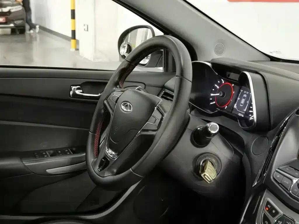 Chery Arrizo 5 2017 1.5L Manual Trendsetter Edition — миниатюра 22