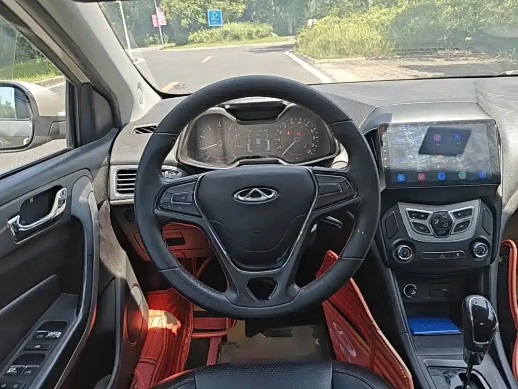 Chery Arrizo 5 2016 1.5L CVT Trendsetter Edition — миниатюра 11