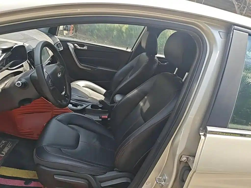 Chery Arrizo 5 2016 1.5L CVT Trendsetter Edition — миниатюра 15