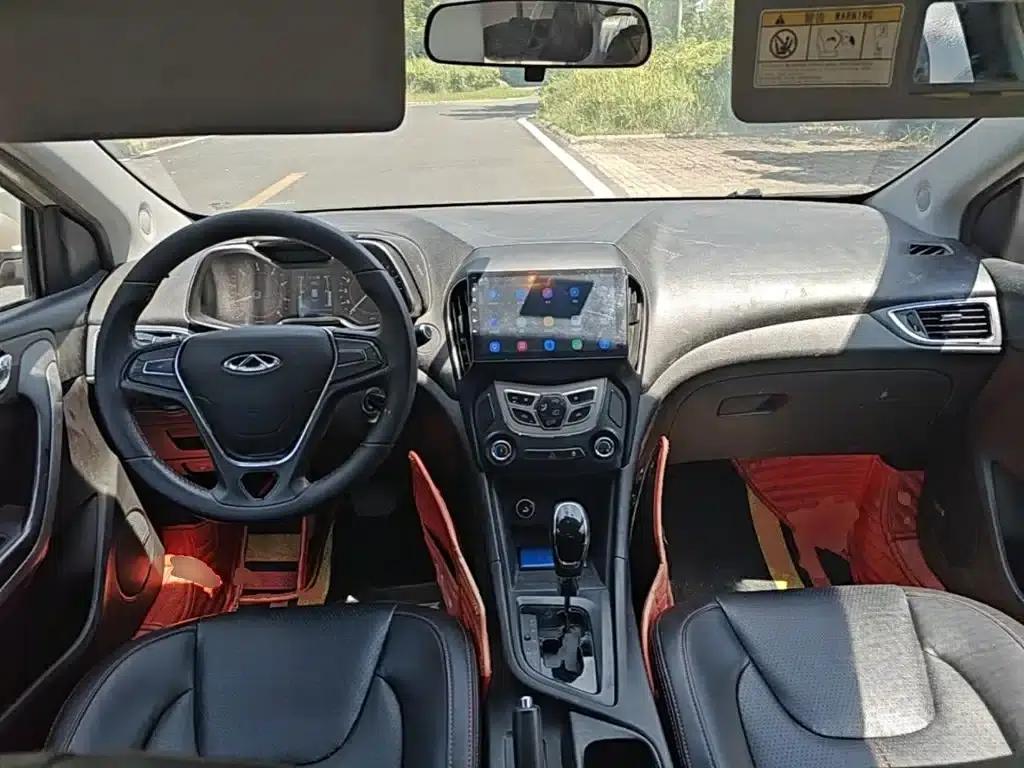 Chery Arrizo 5 2016 1.5L CVT Trendsetter Edition — миниатюра 10