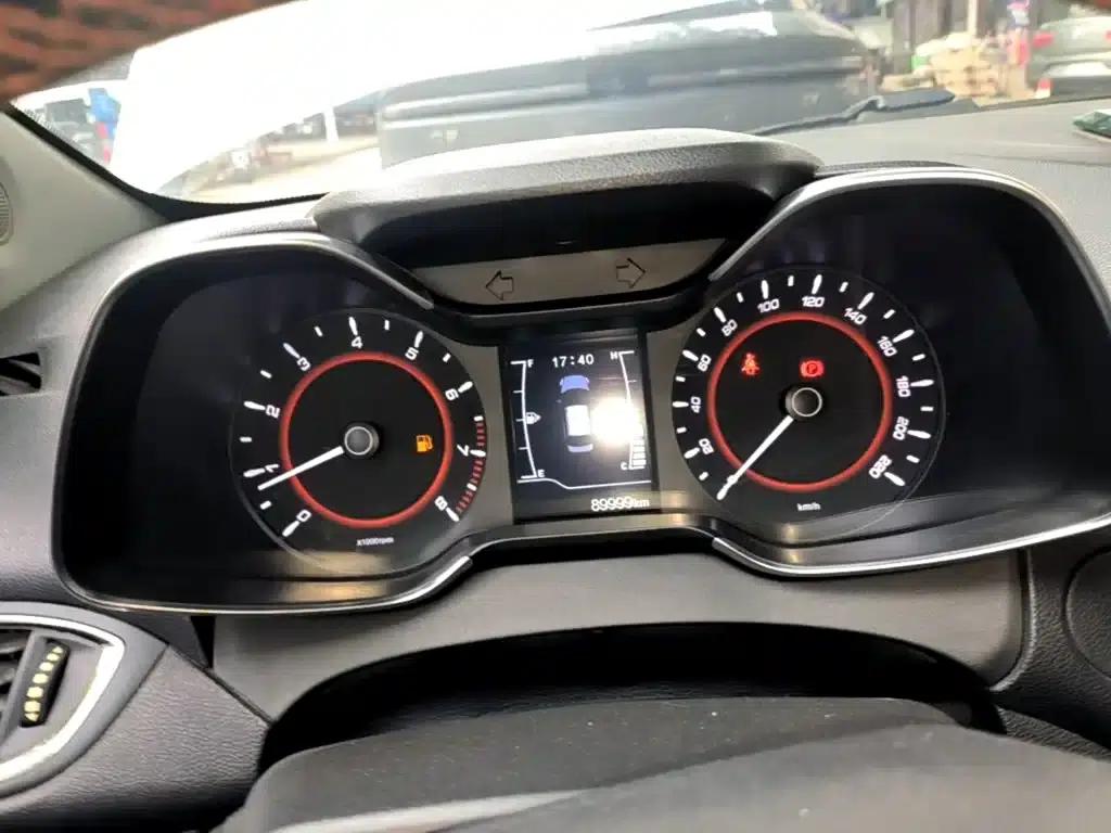 Chery Arrizo 5 2017 1.5L Manual Trendsetter Edition — миниатюра 12