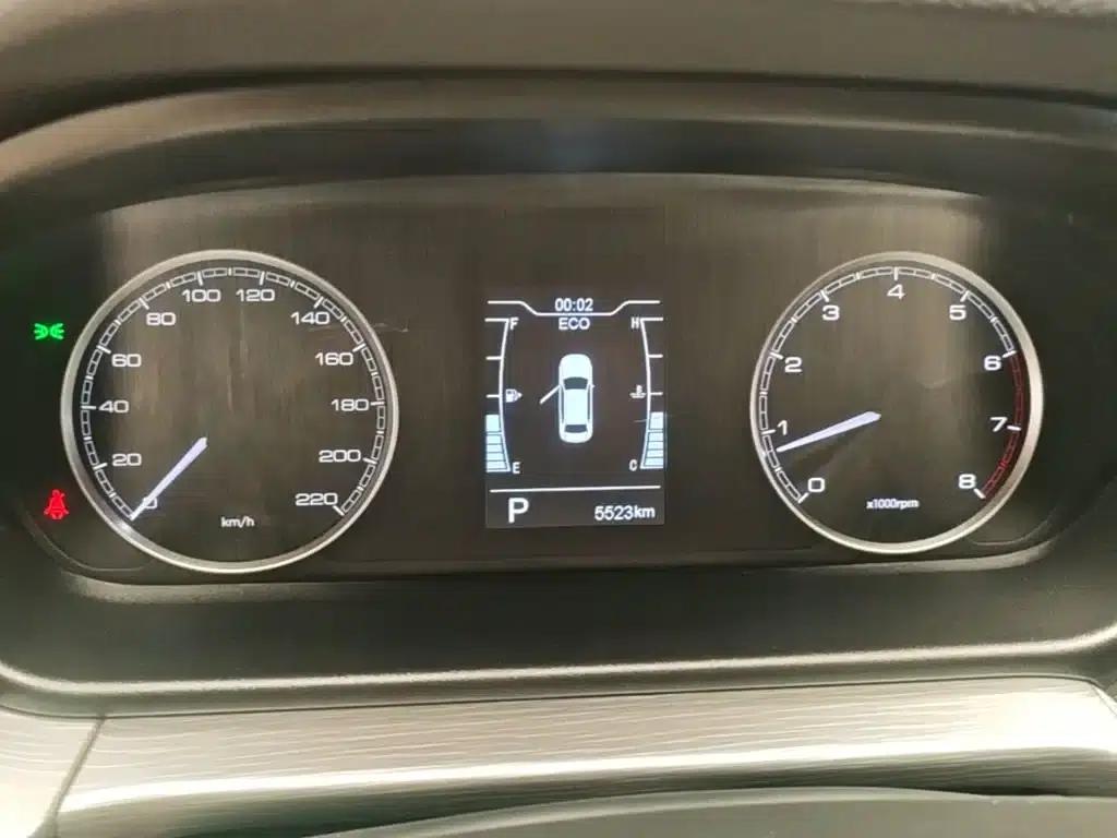 Chery Arrizo 5 2025 Excellence Edition 1.5L CVT Fashion Model — миниатюра 12