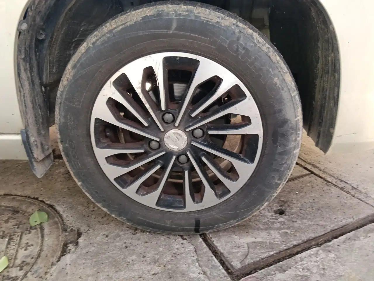 Dongfeng Fengon 380 2022 1.5L Standard Edition 7-Seater Passenger Vehicle — миниатюра 8