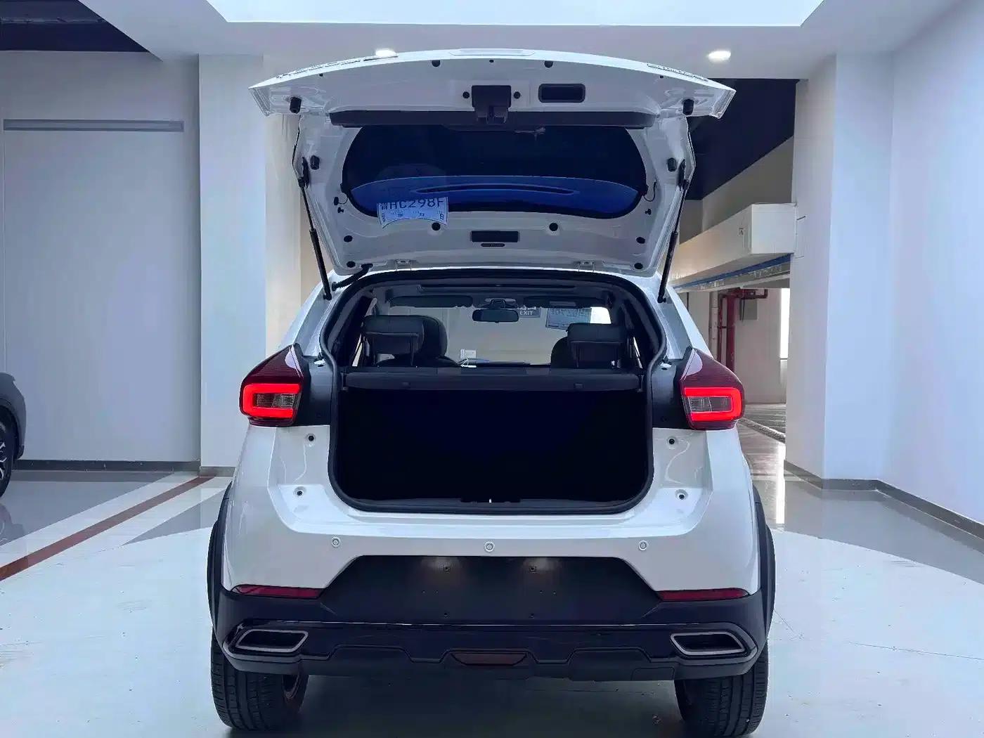 Chery Tiggo 3x 2022 PLUS 1.5L CVT Fashion Edition — миниатюра 17