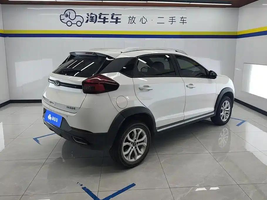 Chery Tiggo 3x 2022 Diamond Edition 1.5L CVT Elite Edition — миниатюра 3