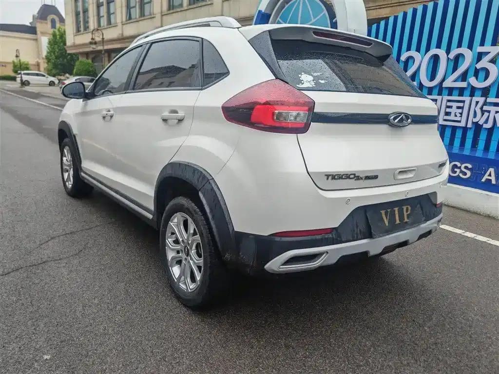 Chery Tiggo 3x 2022 PLUS 1.5L CVT Joyful Red Date Edition II — миниатюра 12