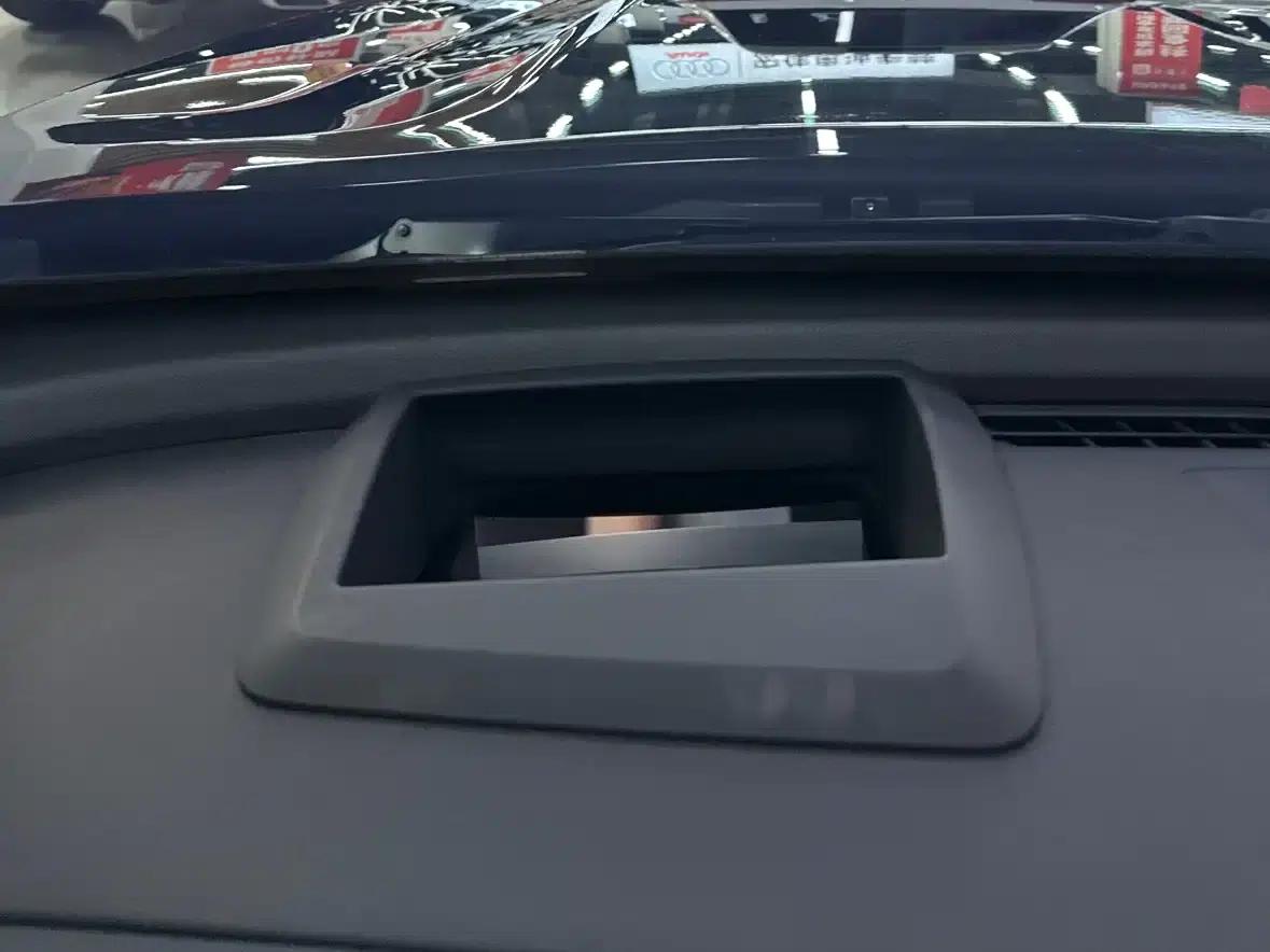 Chery Tiggo 8 PRO 2024 Champion Edition 390T 2WD Peak Edition 5-seater — миниатюра 16