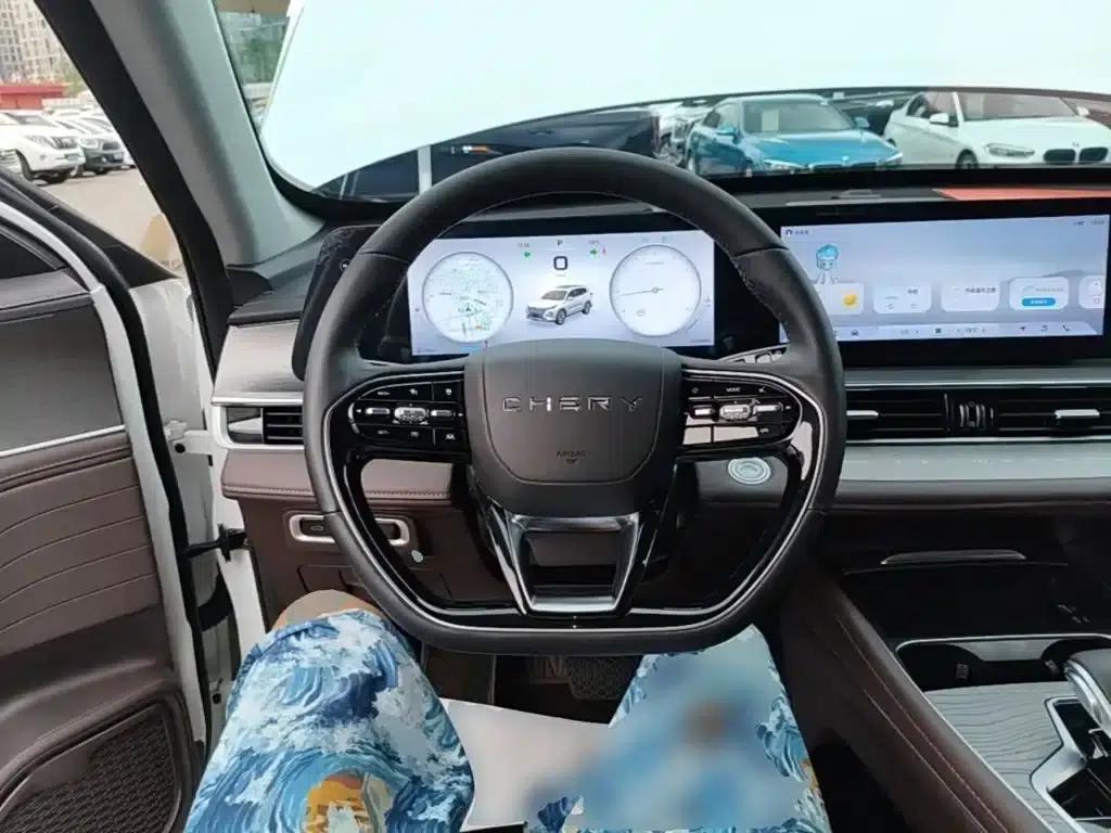 Chery Tiggo 8 PRO 2024 Champion Edition 390T 2WD Peak Edition 5-seater — миниатюра 11