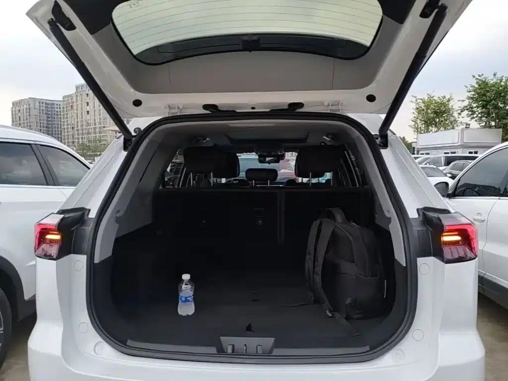 Chery Tiggo 8 PRO 2024 Champion Edition 390T 2WD Peak Edition 5-seater — миниатюра 19