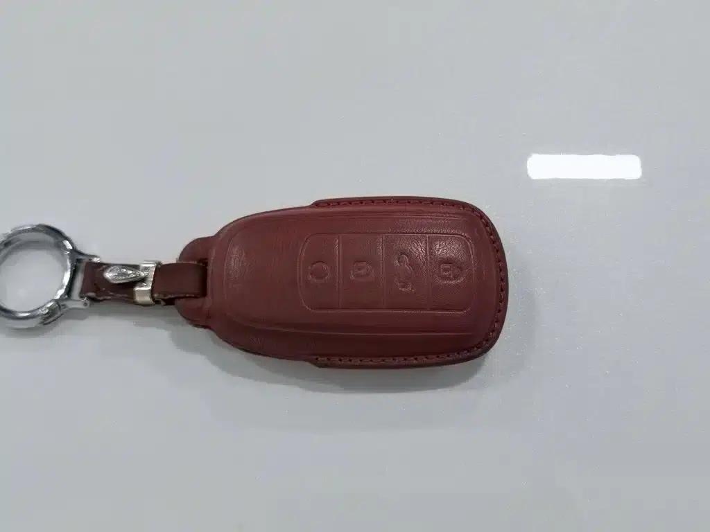 Chery Tiggo 9 2023 2.0T Dual-Clutch Two-Wheel Drive Premium Edition 5-Seater — миниатюра 19